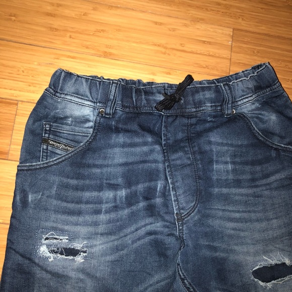 Diesel juniors Krooley 16y (fits men size w30-31) - Picture 2 of 2